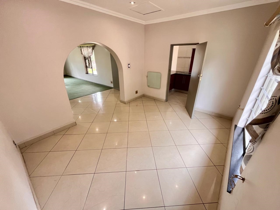 To Let 4 Bedroom Property for Rent in Stirling Eastern Cape